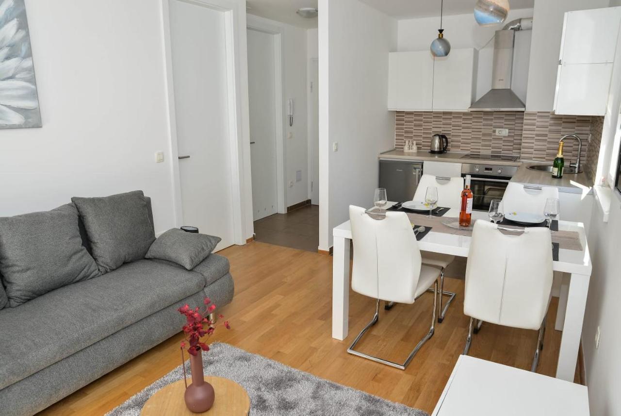 Apartment Leon Sa Privatnim Parkingom زادار المظهر الخارجي الصورة