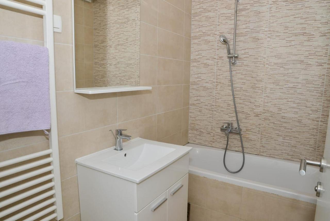 Apartment Leon Sa Privatnim Parkingom زادار المظهر الخارجي الصورة