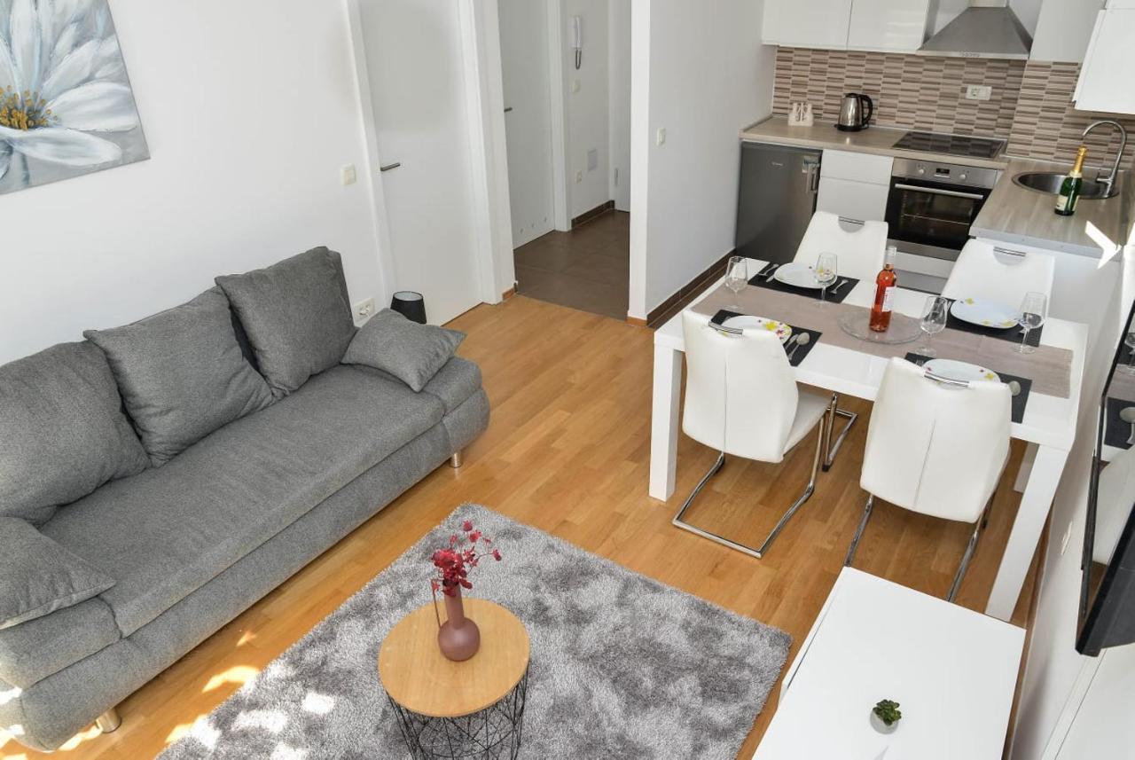 Apartment Leon Sa Privatnim Parkingom زادار المظهر الخارجي الصورة
